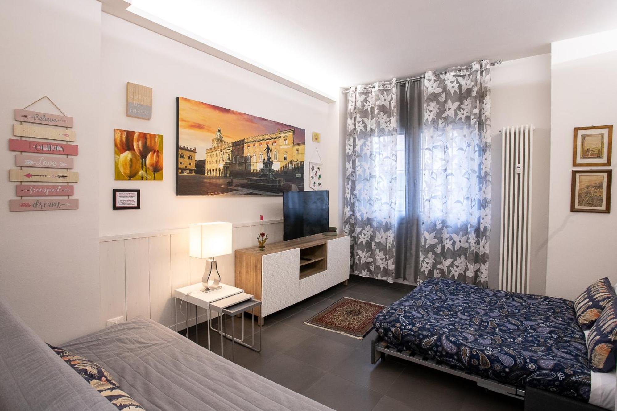 Happy Home Bo Centro Free Private Parking Bologna Exterior photo